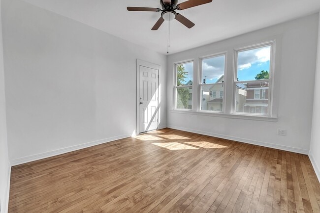 Photo - 1330 S 49th Ave Unidad 2