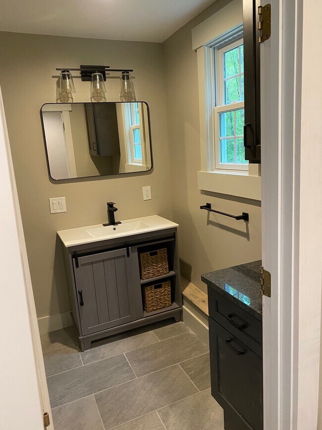 424 Bridge St Townhome Townhome Rental in Suffield CT