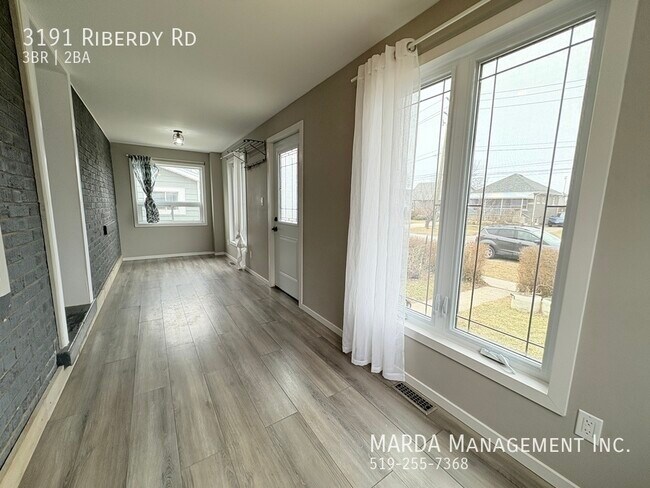 Photo - SPACIOUS 3-BED/2-BATH HOME DEVONSHIRE HEIG...