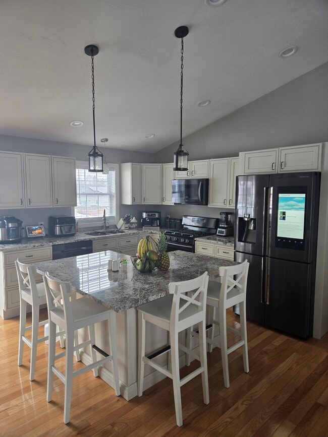 Photo - 182 Danielle Dr