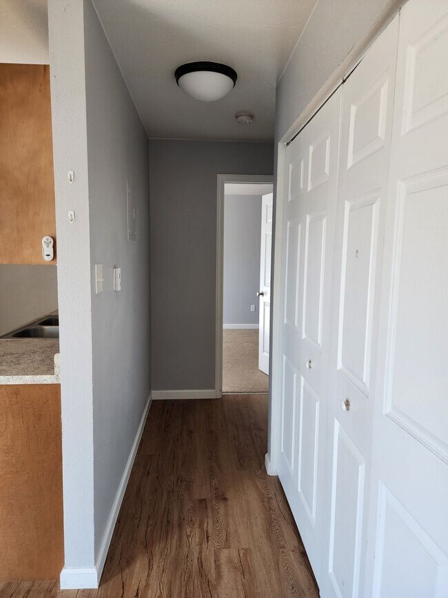 Photo - Myers Court Unit Myers3310  301
