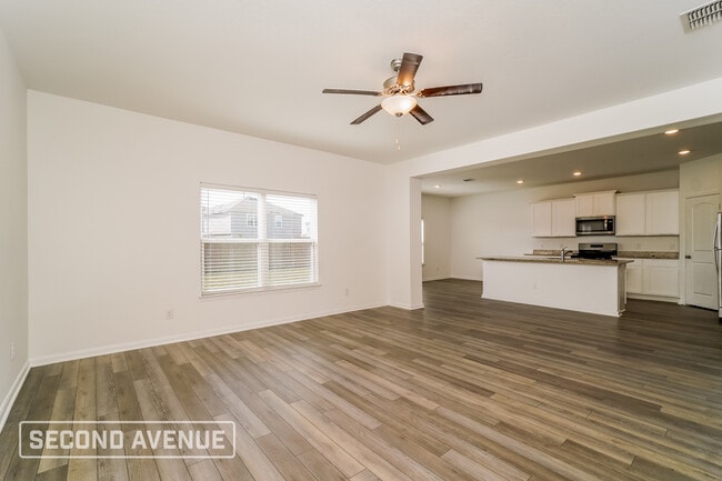 Photo - 10914 Juliette Pass