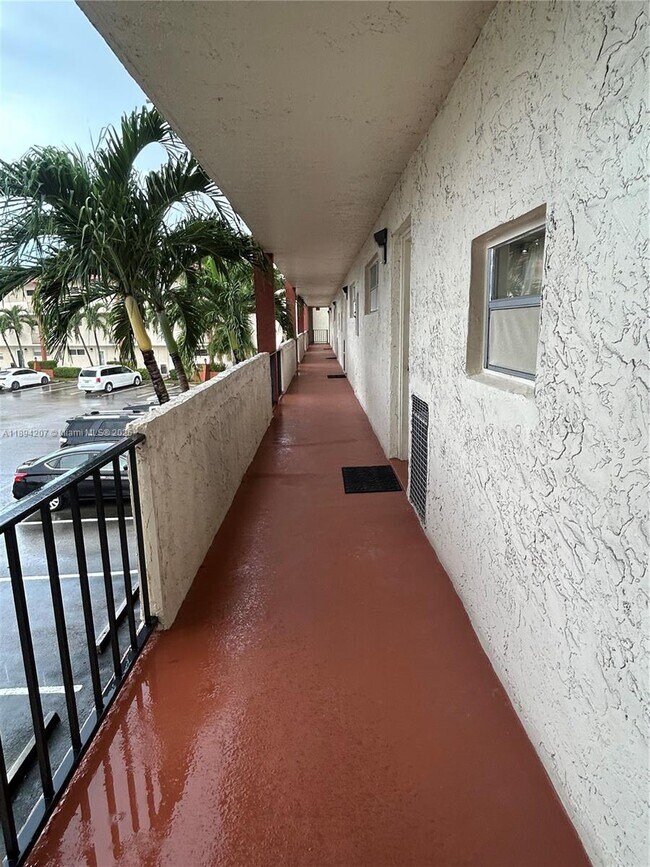 Photo - 8962 S Hollybrook Blvd Unit 202