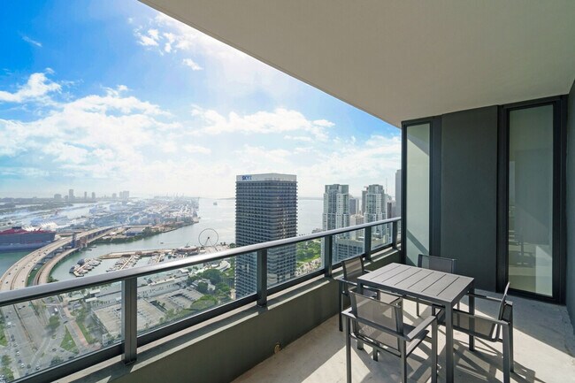 601 NE 1st Ave Unit SI ID1540500P
