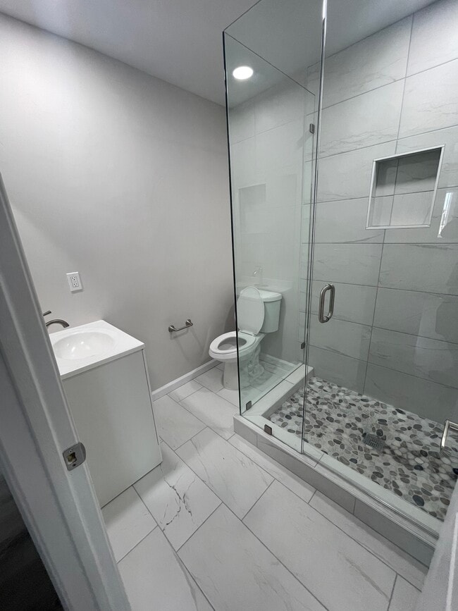 Photo - 410 Highland Ave Unit 410 Highland Ave