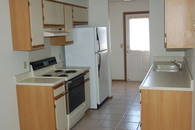 Photo - 6773-6775 S Kathleen Cir Unidad 6775