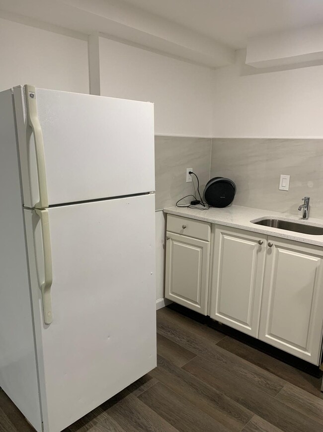 Photo - 4807 Poplar Dr