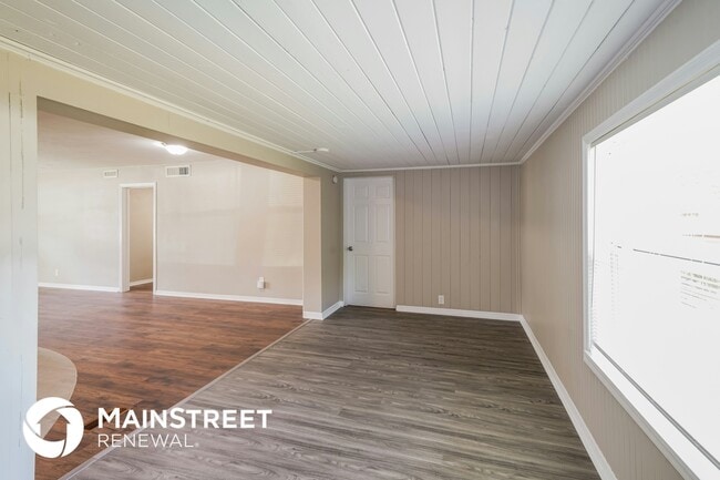 Photo - 216 Westover St