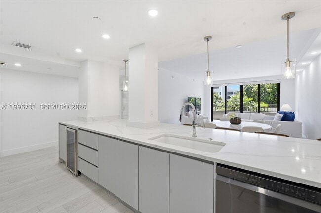 Photo - 251 Crandon Blvd Unit 202