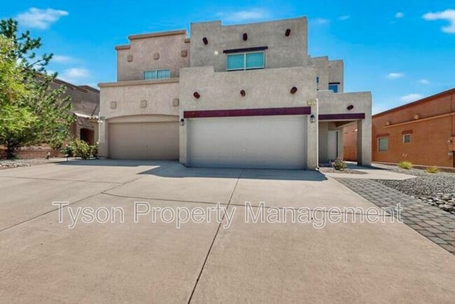 Building Photo - 1957 Cortina Loop SE Rental