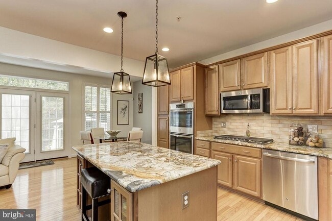 Photo - 1715 Chiswick Ct