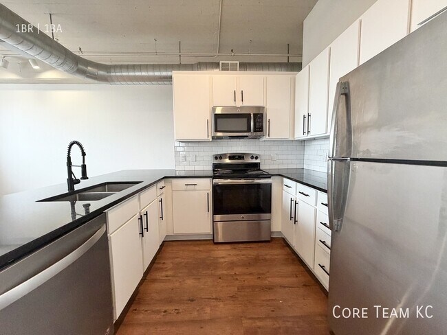 320 W 7th St Unit 507