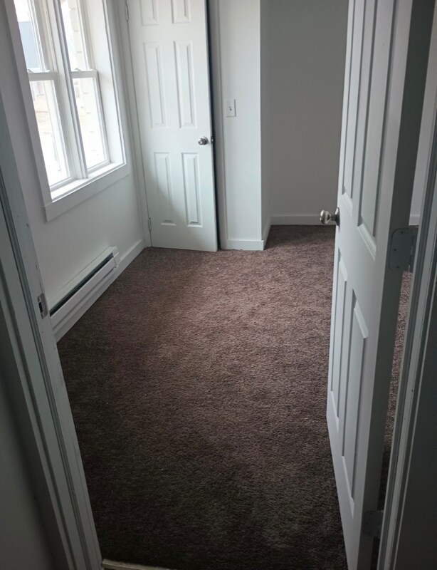 Photo - 1023 E 8th St