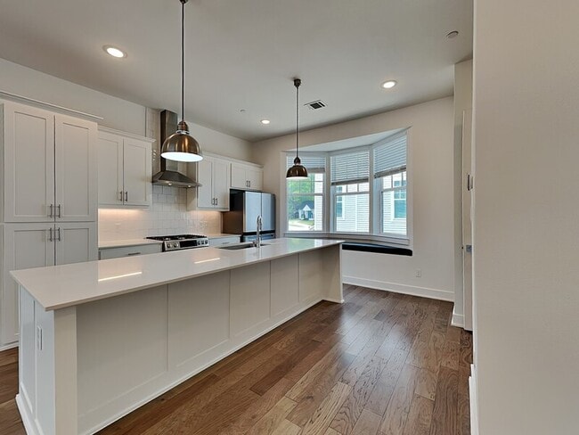 Photo - 645 N Tyler St Unit 302
