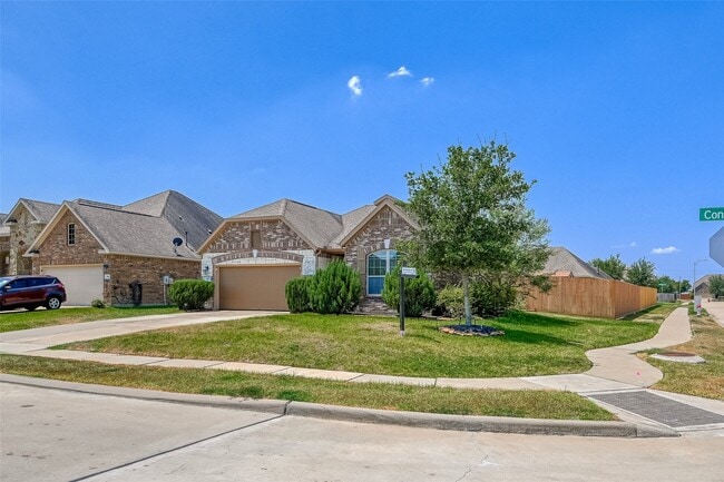 Photo - 402 Conchola Ln