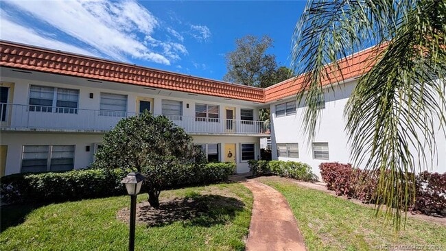 Photo - 1225 NW 21st St Unit 35-3512