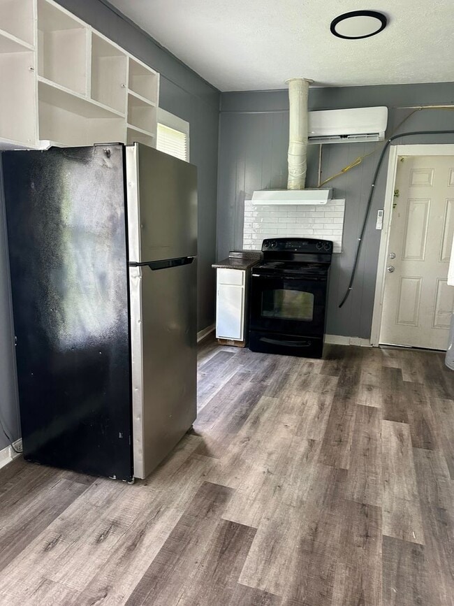 Photo - 1337 Alabama Ave SW Unit Apt C