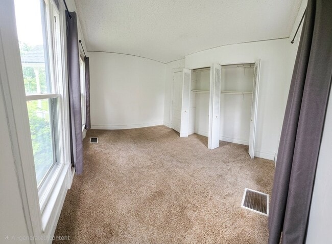 Photo - 306 Woodward Ave Unit 1