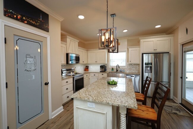 Photo - 3905 Crusader Ct