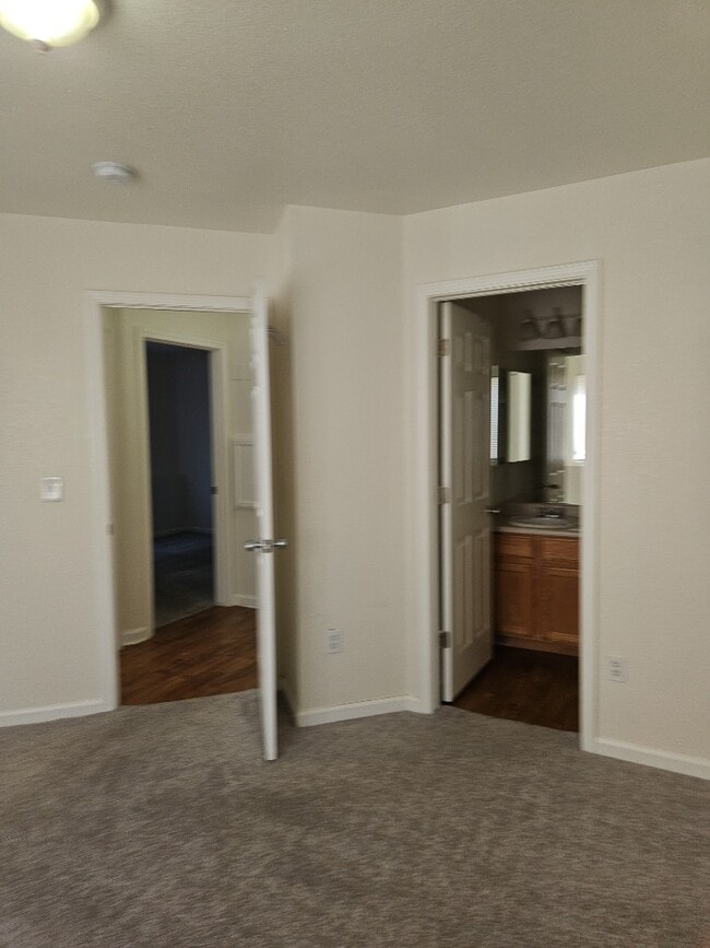 Photo - 204 Country West Rd