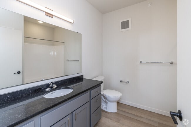 3BR, 2BA - 1,500SF - Second Bathroom