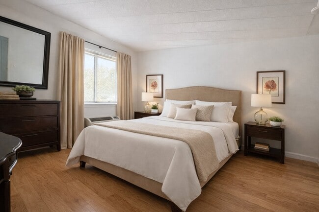 Photo - 5 Linden St Unit 2E