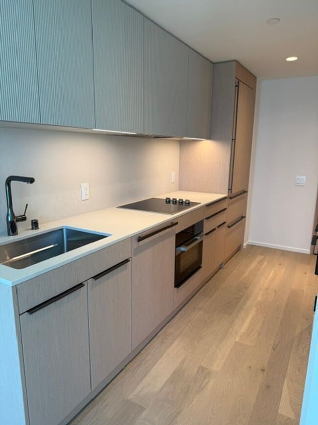 Photo - The Park Ward Village - Studio with Park and Ocean Views! Unit 528