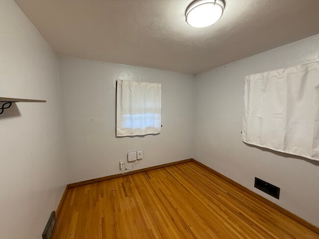 Photo - 2179 Margaret St