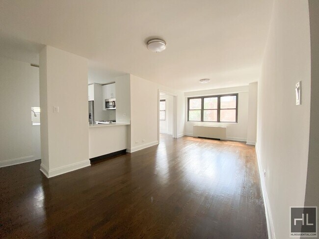 Building Photo - E 16 ST Rental
