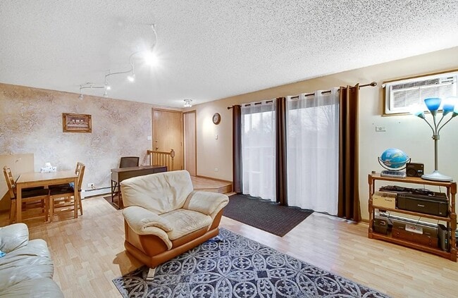 Photo - 4 Echo Ct Unit 9