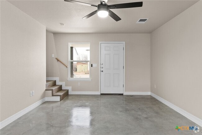 Building Photo - 803 White Meadow Ln Rental