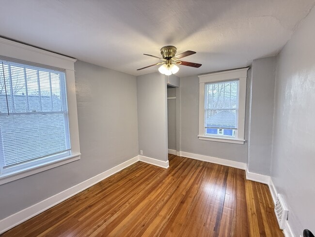 Photo - 1528 Vermont Ave