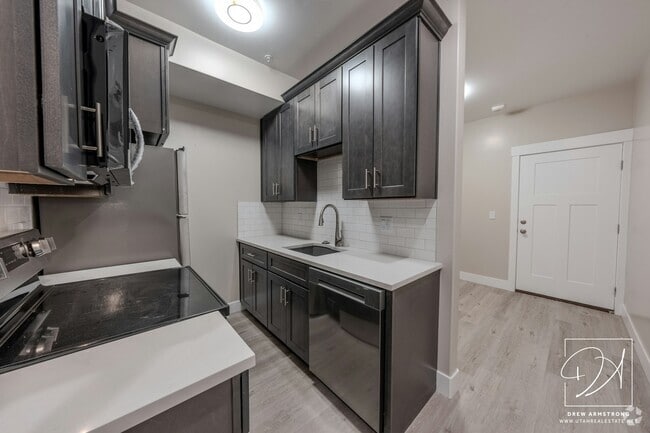 Building Photo - 67 S Main St Unit #202 Type A Rental