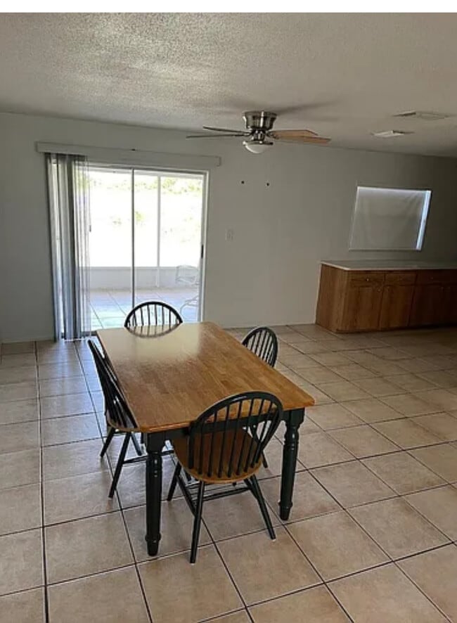 Photo - 125 Danbar Dr