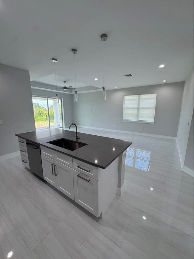 Photo - 7229 David Blvd