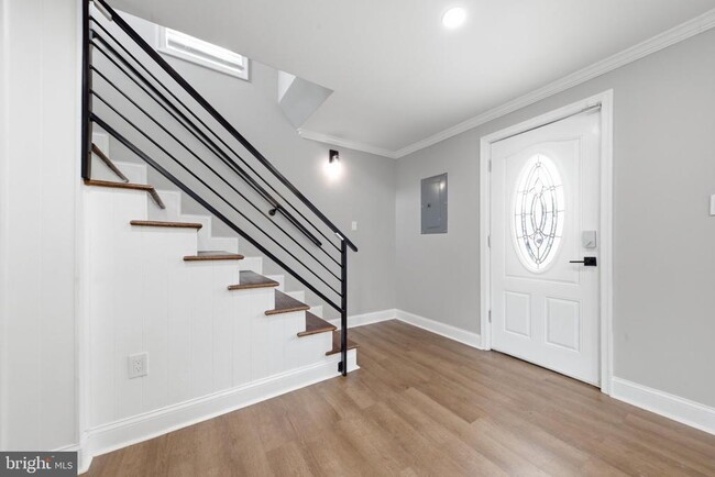 Photo - 3524 Meadowside Ave