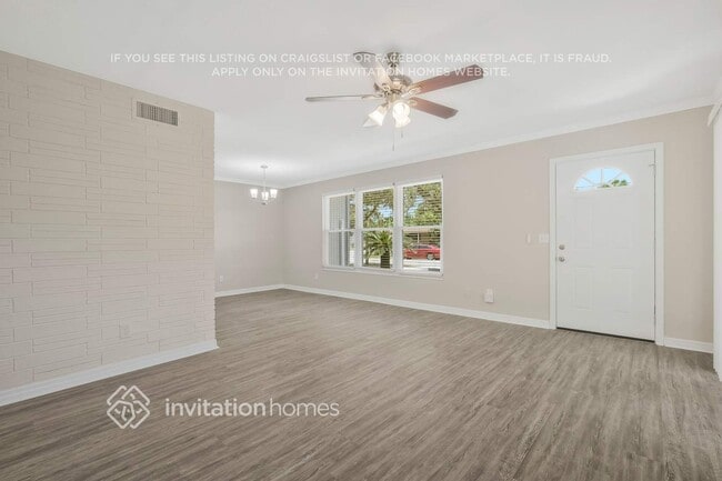 Photo - 11630 Sands Ave