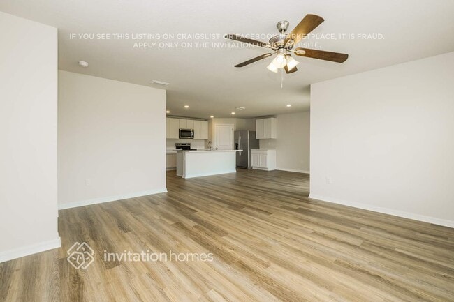 Photo - 4107 112th St E