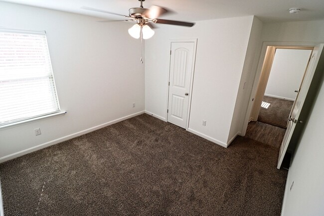 Photo - Look 4/3 in Zachary!