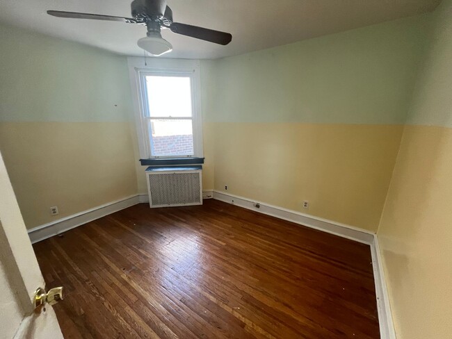 Photo - 1305 Devereaux Ave
