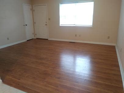 Photo - 1592 Coombs Dr