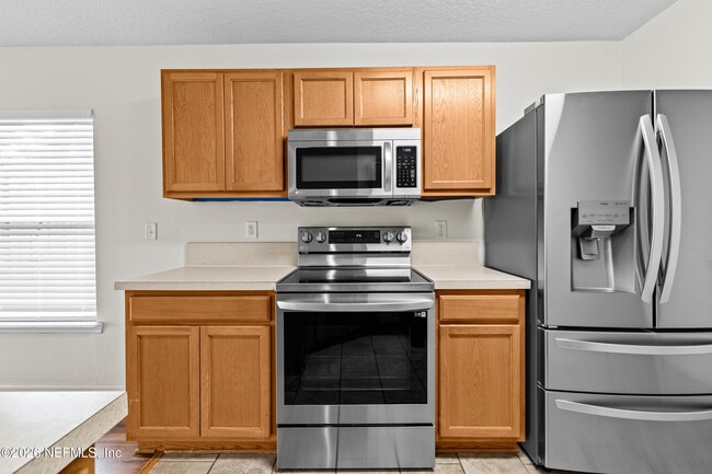 Photo - 136 Brookfall Dr