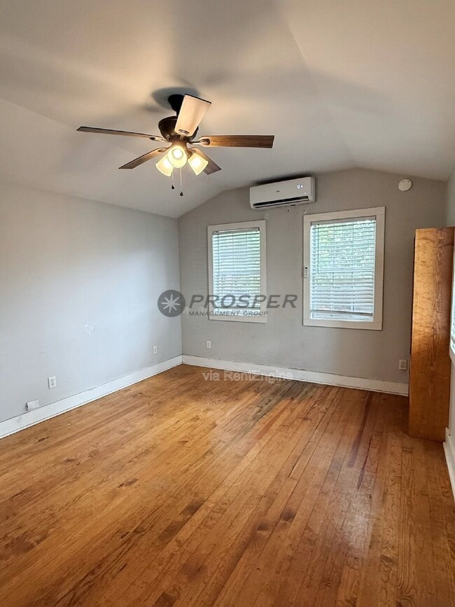 Photo - 53 Cypress St
