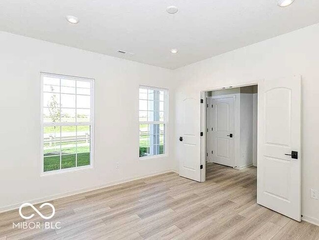 Photo - 1740 Blenker Dr