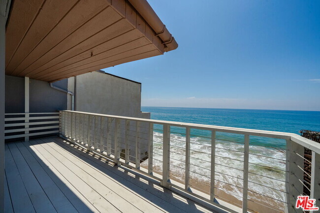 Building Photo - 20644 Pacific Coast Hwy Rental