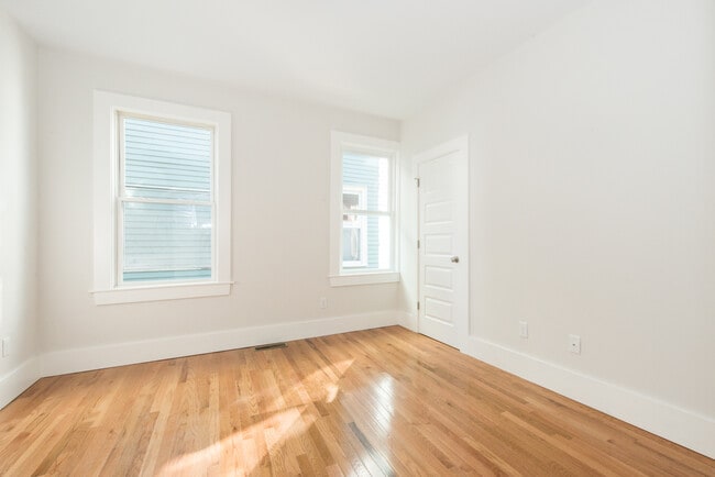 Photo - 16 Suffolk St Unidad 16