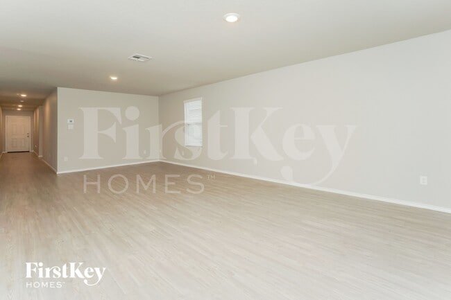 Photo - 1906 Morse Way