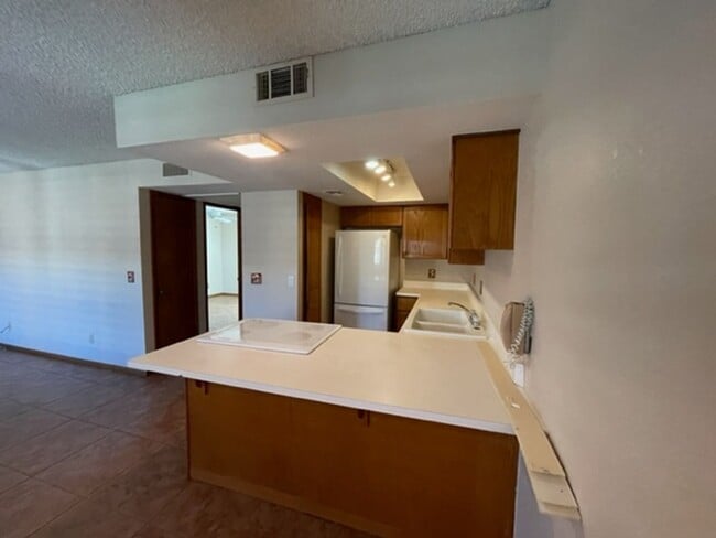 Photo - 1 bed, 1 bath upstairs unit for rent