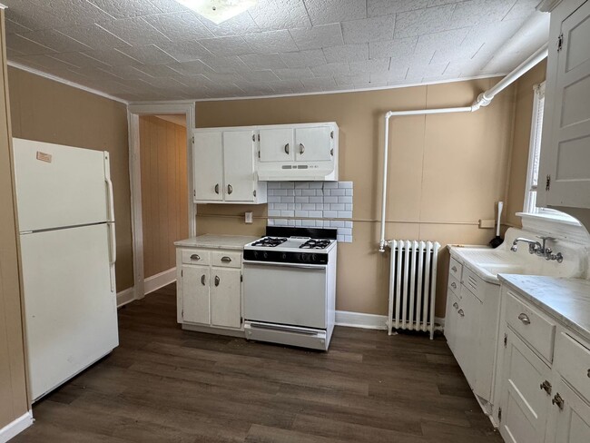 Photo - 209 Reno Ave Unidad 209 Reno Avenue  2