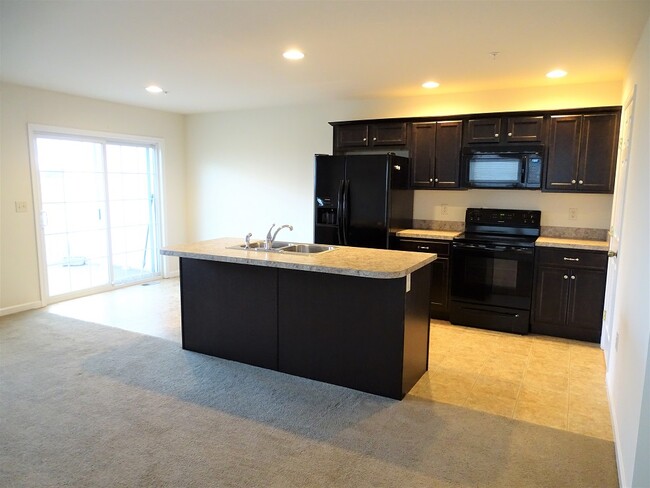 Photo - 134 Linda Sue Ln Townhome